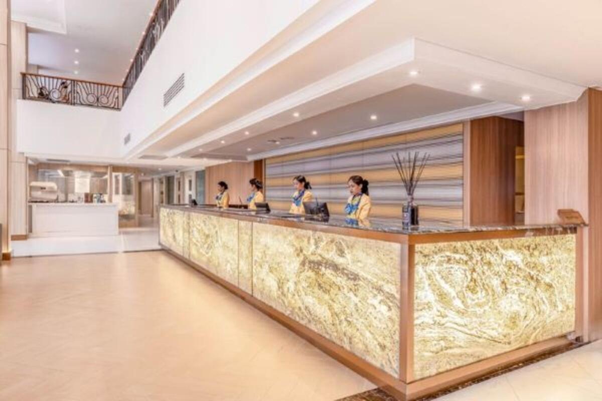 马瑞花园酒店 曼谷 外观 照片
